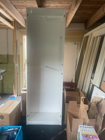 IKEA PAX garderobekast met spiegeldeuren beschikbaar voor biedingen