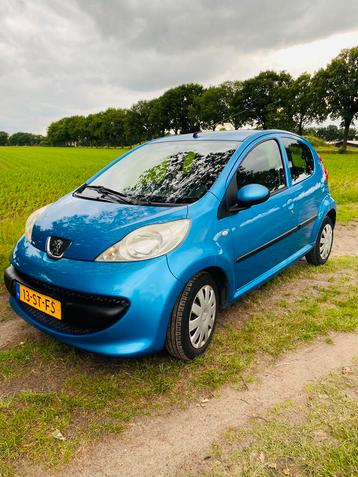 Peugeot 107 1.0 12V 5DR Blauw - NAP-Pas, Airco, 5 deurs beschikbaar voor biedingen