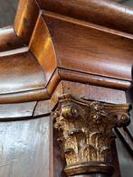 Rococo gebogen kabinet 18e eeuws,185 cm breed en 243 hoog, Antiek en Kunst, Ophalen of Verzenden