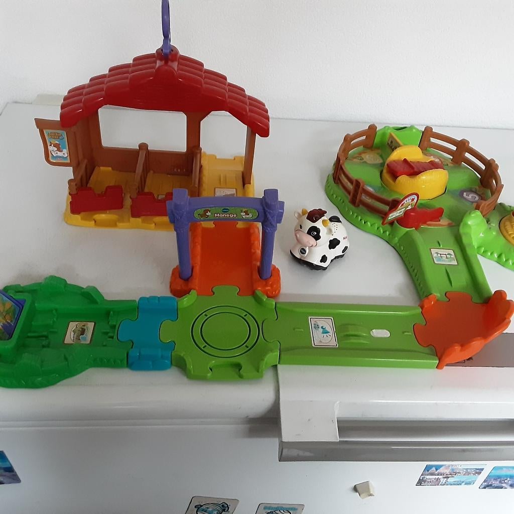 Vtech toet toet manege zie foto's, Kinderen en Baby's, Speelgoed | Vtech, Ophalen of Verzenden, Gebruikt, 2 tot 4 jaar