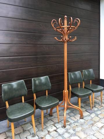 Vintage / retro groene stoelen  beschikbaar voor biedingen