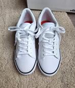 Nieuwe witte Ellesse sneakers Massimo maat 39,5, Kleding | Dames, Ellesse, Wit, Nieuw, Ophalen of Verzenden