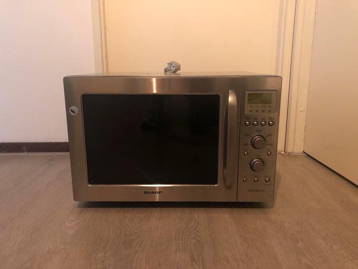 Sharp combimagnetron - defect draaiplateau, Witgoed en Apparatuur, Magnetrons, Niet werkend, Vrijstaand, Combimagnetron, Draaiplateau