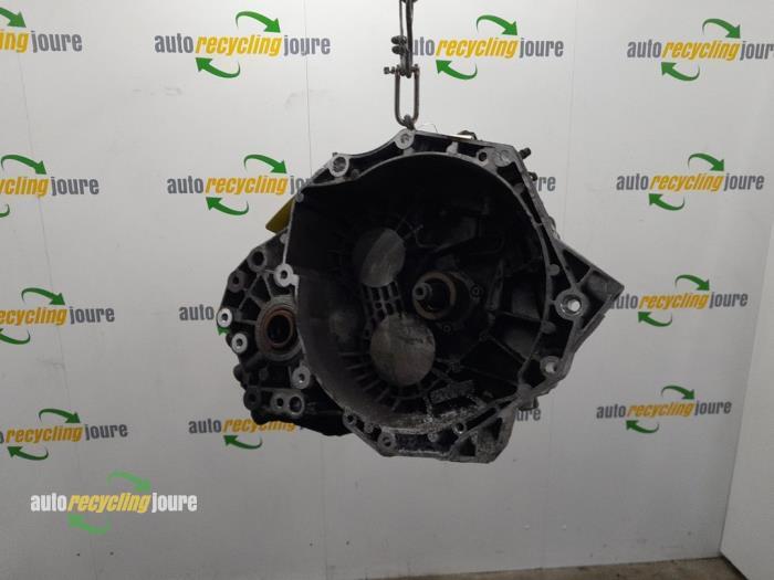 Versnellingsbak van een Opel Astra, Auto-onderdelen, Transmissie en Toebehoren, Opel, Gebruikt, 3 maanden garantie