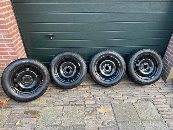 Bijna nieuwe Winter banden ford, Auto-onderdelen, Banden en Velgen, Banden en Velgen, Winterbanden, 15 inch, 195 mm, Personenwagen