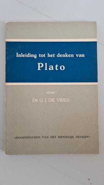 Inleiding tot het denken van plato beschikbaar voor biedingen