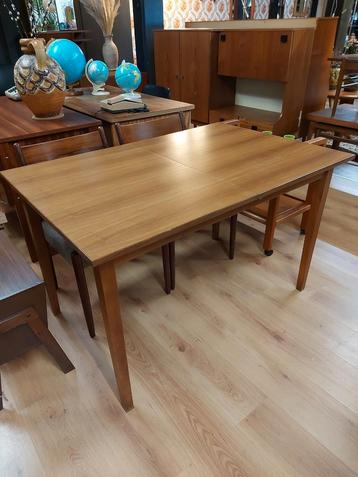Vintage teak eettafel uitschuifbaar verlengbare tafel  beschikbaar voor biedingen