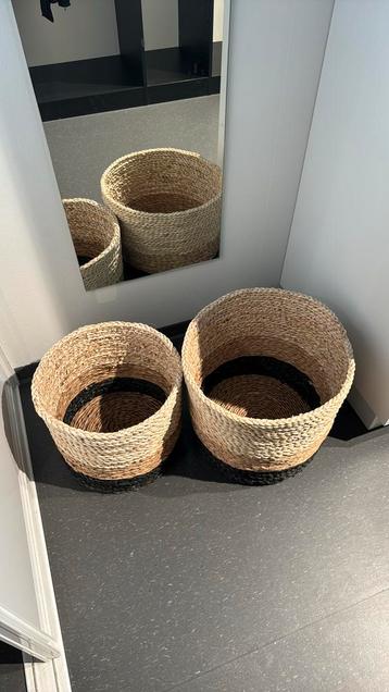 Rieten manden voor huisdecoratie beschikbaar voor biedingen
