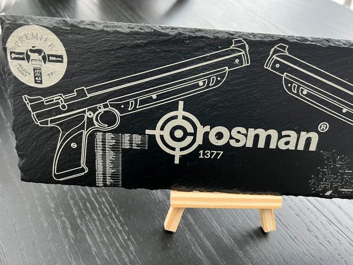 Crosman model 1377  afbeelding op leisteen 30x10, Hobby en Vrije tijd, Overige Hobby en Vrije tijd, Nieuw, Ophalen of Verzenden