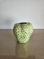 Leuk vaasje. NIEUW !, Aardewerk of Porselein, Nieuw, Ophalen of Verzenden, Minder dan 50 cm