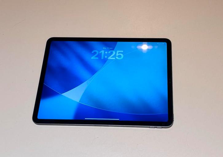 iPad Pro 11" (2020) 256GB Space Gray + Pencil & Keyboard, Computers en Software, Apple iPads, Zo goed als nieuw, Apple iPad, 11 inch