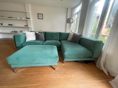 Groene Hoekbank met Chaise Longue en Voetenbank, Huis en Inrichting, Banken | Complete zithoeken, Zo goed als nieuw, Stof, Ophalen