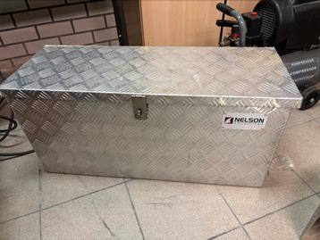 Ongebruikte Disselkist 80x40x30 cm beschikbaar voor biedingen