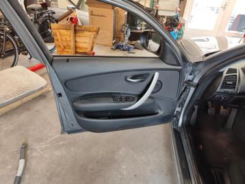 BMW E87 1-serie hoedenplank kofferbak bekleding 1 deurpaneel beschikbaar voor biedingen