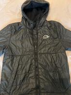 NIKE Jas Maat S Zwart, Kleding | Heren, Jassen | Winter, Ophalen of Verzenden, Zo goed als nieuw, Zwart