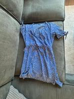 Blauwe jurk met hartjes - Maat M, Kleding | Dames, Jurken, Maat 38/40 (M), Blauw, Ophalen of Verzenden, Knielengte