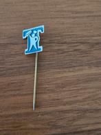 Sp 1407 Vintage T   Speldje, Turkstra, Verzamelen, Speldjes, Pins en Buttons, Ophalen of Verzenden, Gebruikt, Figuurtje, Speldje of Pin