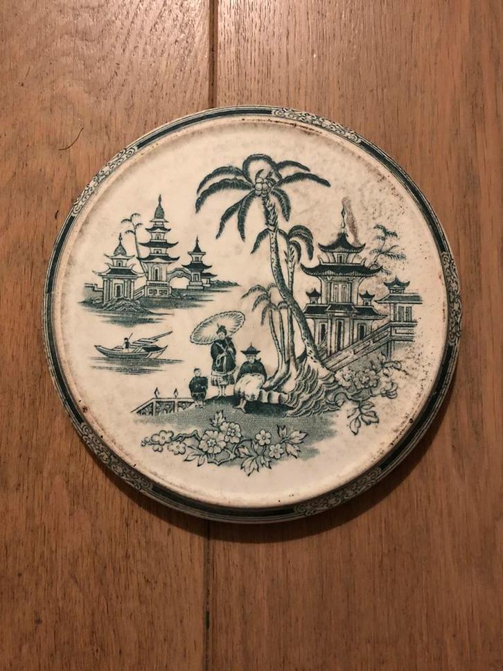 Onderzetter petrus regout maastricht hong donkergroen, Antiek en Kunst, Antiek | Keramiek en Aardewerk, Ophalen of Verzenden