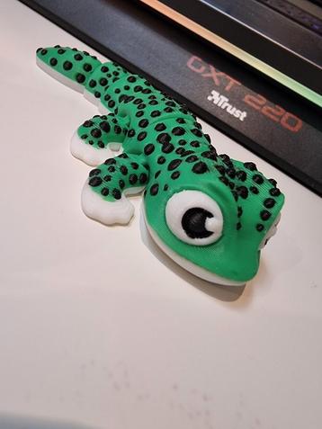 Flexibele Mini Gecko - 10cm beschikbaar voor biedingen