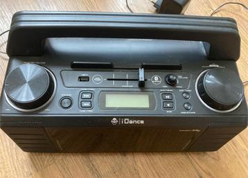 I dance Bluetooth radio!! beschikbaar voor biedingen