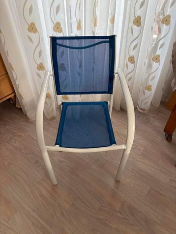 Kinderstoel Wit Frame Blauw Mesh beschikbaar voor biedingen