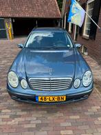 Mercedes-Benz E-Klasse 2.6 E240 Combi AUT 2003 Blauw, Auto's, Mercedes-Benz, Automaat, Achterwielaandrijving, 2597 cc, Blauw