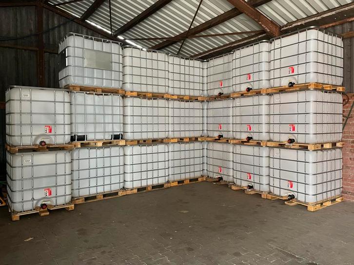 IBC Vaten te koop schoon gespoeld, Tuin en Terras, Regentonnen, Zo goed als nieuw, Kunststof, 150 liter of meer, Met kraantje