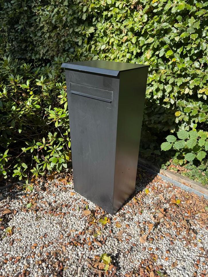 Moderne Pakketbrievenbus - Staand Model, Tuin en Terras, Brievenbussen, Zo goed als nieuw, Staande brievenbus, Staal, Ophalen