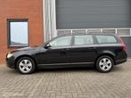 Volvo V70 2.5T Kinetic Geartr. - Volvo dealer o.h. - orig NL, Zwart, 1574 kg, 92 €/maand, 750 kg