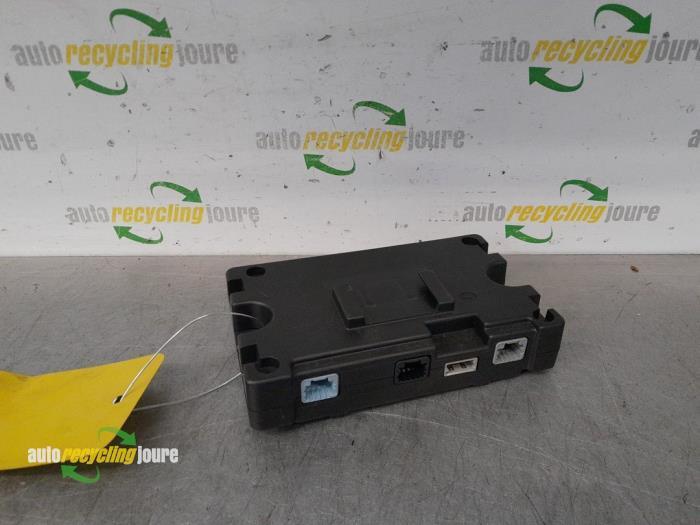 Radio module van een Renault Grand Scenic, Auto-onderdelen, Elektronica en Kabels, Renault, Gebruikt, 3 maanden garantie