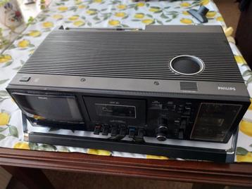 Philips art 20 radio cassette tv recorder  beschikbaar voor biedingen