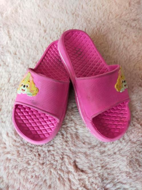 Leuke roze Paw Patrol Skye slippers. Mt 25/26, Kinderen en Baby's, Kinderkleding | Schoenen en Sokken, Gebruikt, Overige typen