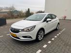 Opel Astra 1.0 Business+ Turbo 77KW 5DRS 2016 Wit, Auto's, Stof, 610 kg, Origineel Nederlands, Handgeschakeld