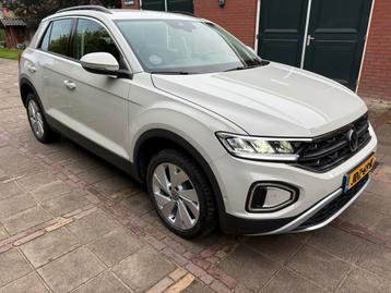 Volkswagen T-Roc 1.0 TSI 110pk 2022 ascot grau beschikbaar voor biedingen