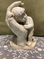 Beeldje Baby in hand (091223), Ophalen of Verzenden, Gebruikt, Mens