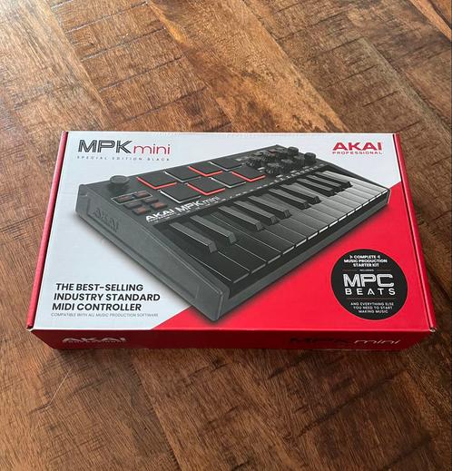 AKAI MPK Mini dj controller/keyboard, Muziek en Instrumenten, Midi-apparatuur, Zo goed als nieuw, Ophalen