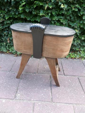 Naaibox antiek - Weerszijden klep - H55xB34xL50cm beschikbaar voor biedingen