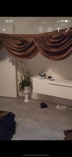 Bruine gordijn met draperie, Huis en Inrichting, Stoffering | Gordijnen en Lamellen, Bruin, 100 tot 150 cm, 150 tot 200 cm, Ophalen of Verzenden