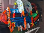 Dino hot wheel baan, Ophalen, Zo goed als nieuw, Handmatig, Hot Wheels