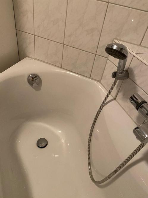 HOEKBAD VILLEROY EN BOCH 175 X 80 CM INCL GROHE MENGKRAAN, Doe-het-zelf en Verbouw, Sanitair, Zo goed als nieuw, Bad, Chroom, Ophalen