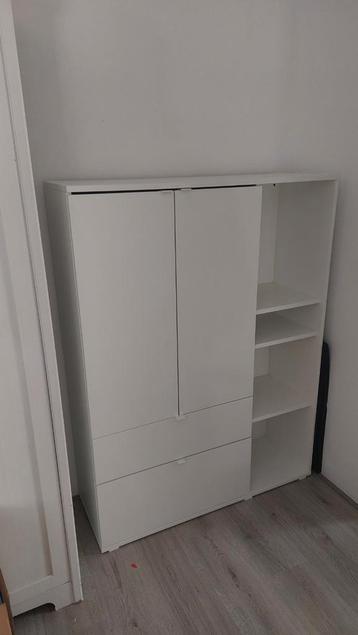 Ikea Vihals kast - zo goed als nieuw! beschikbaar voor biedingen