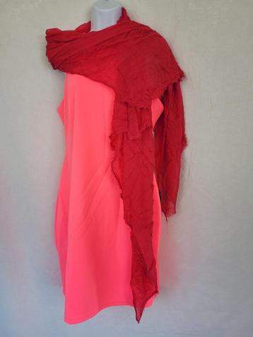 Grote donkerroze sjaal 105x190 merk Claudia Sträter beschikbaar voor biedingen