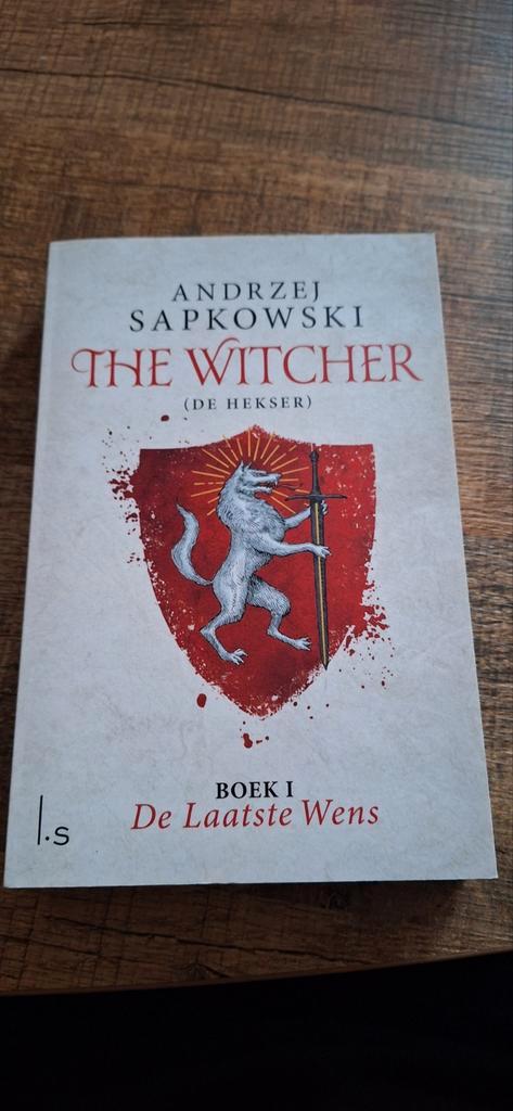 The witcher boeken, Boeken, Fantasy, Zo goed als nieuw, Ophalen of Verzenden