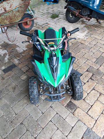 mini kinderquad beschikbaar voor biedingen