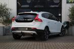 Volvo V40 Cross Country 2.0 T5 AWD Summum H&K - FULL OPTIONS, Auto's, Volvo, Automaat, Gebruikt, Zwart, 4 cilinders