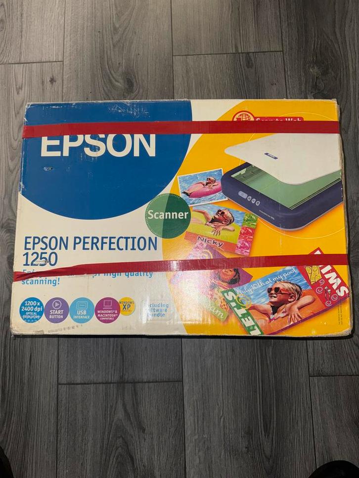 Nieuwe Epson Perfection 1250 Scanner - Nooit Gebruikt!, Computers en Software, Scanners, Nieuw, Flatbedscanner, Windows, Ophalen of Verzenden