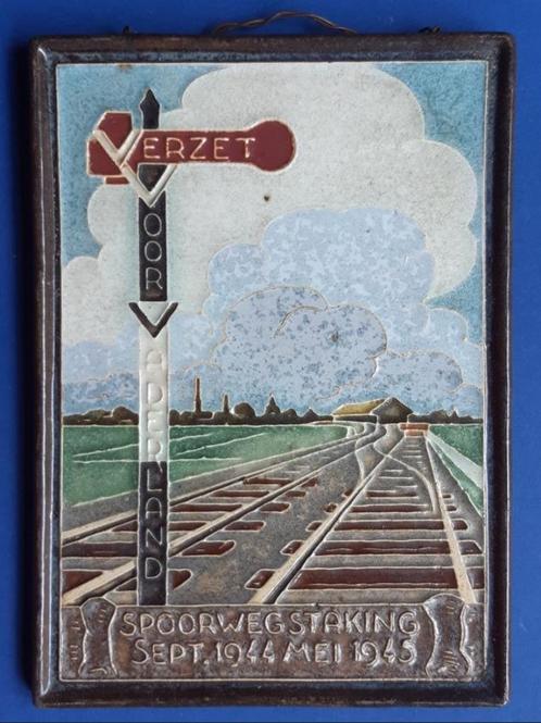 Porceleyne Fles 1945 Spoorwegstaking Cloisonné tegel WW-2 12, Antiek en Kunst, Antiek | Wandborden en Tegels, Verzenden