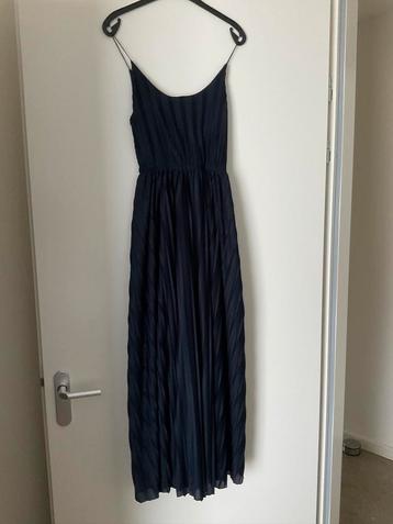 Only maxi jurk plisse maat S donkerblauw (KWF) beschikbaar voor biedingen
