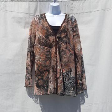 Mooi bruinkleurig kanten damesshirt. Mt XXL Merk M&S beschikbaar voor biedingen