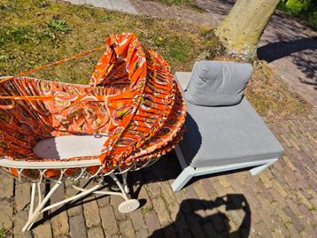 Wieg rotan gratis beschikbaar voor biedingen